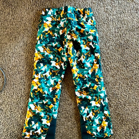 Girls XL Marmot ski pants - only wore a couple times for a one an only ski trip - Picture 2 of 4